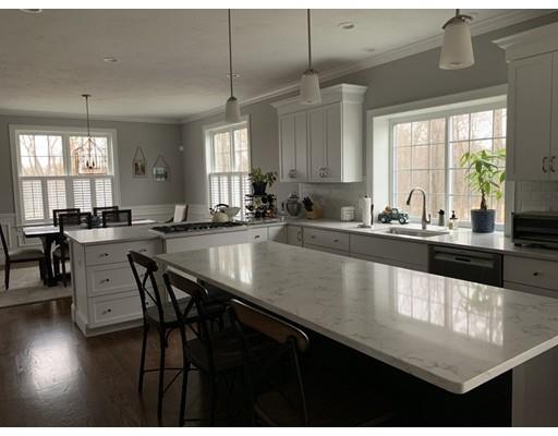 1 Hunters Ridge Way Hopkinton, MA 01748 - Photo 5 of 30 Gallery Image 5
