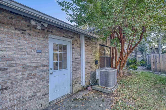 $434,900 | 3881 Leesway Circle, Pensacola, FL 32504