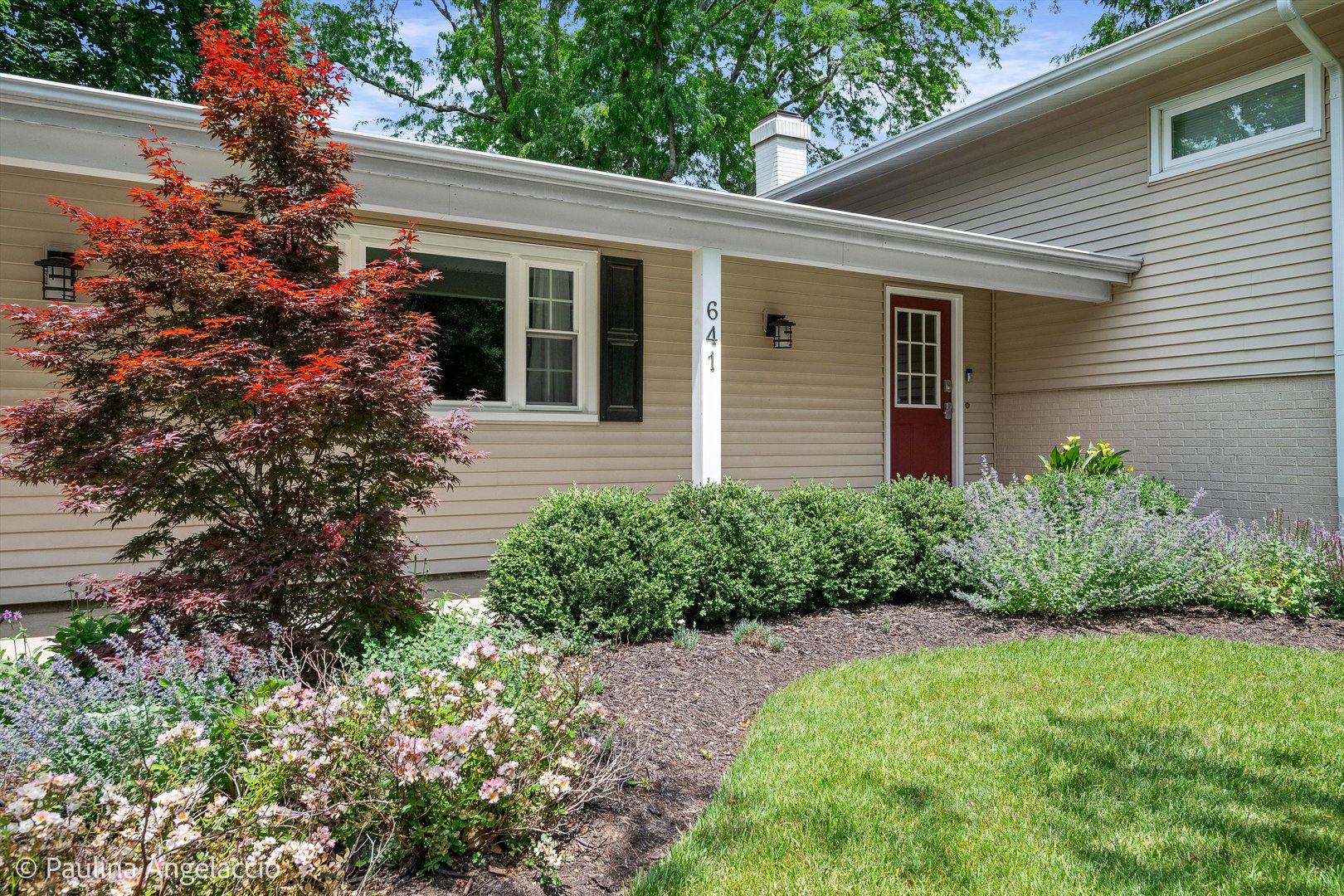 641 Aberdeen Road Cary, IL 60013 - Photo 3 of 34