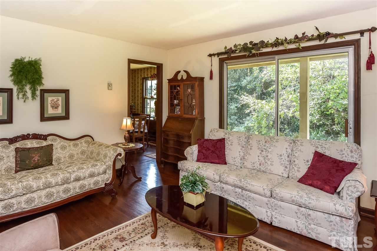 551 Dixon Road Graham, NC 27253 - Photo 4 of 21 Gallery Image 4
