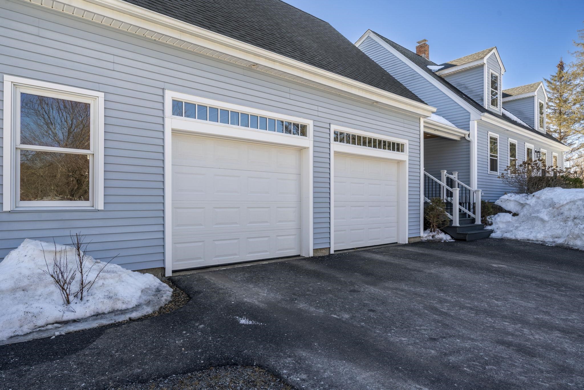 10 Autumn Street Goffstown, NH 03045 - Photo 3 of 53