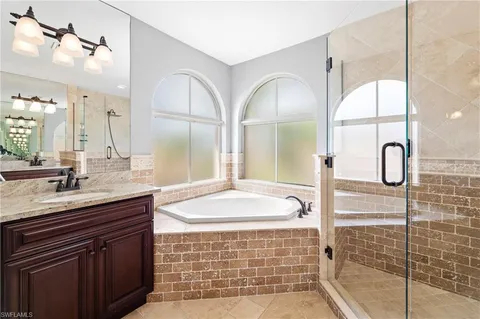 $625,000 | 21827 Rainbow Lake Court, Estero, FL 33928