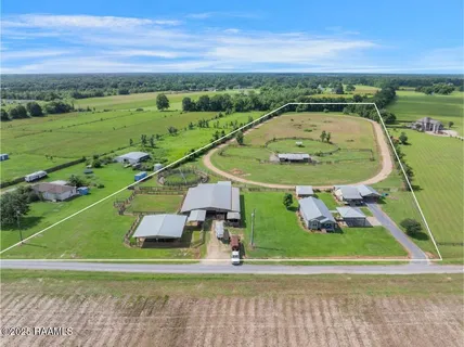 $500,000 | 145 Celestine Lane, Sunset, LA 70584