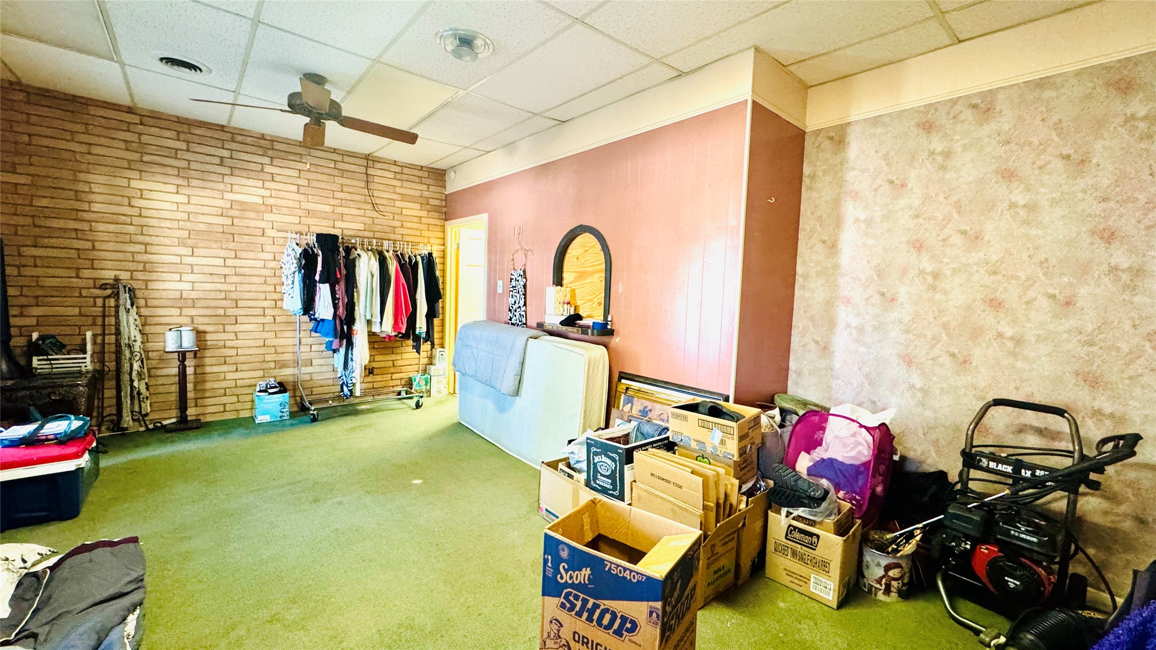 811 North Travis Street Liberty, TX 77575 - Photo 14 of 31 a view of a room with gym equipment
