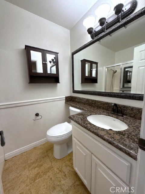 6594 Montresor Place Rancho Cucamonga, CA 91737 - Photo 44 of 55 Hallway Bathroom