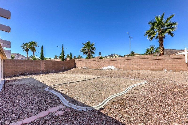 1017 Amber Gate Street Henderson, NV 89002 - Photo 28 of 32
