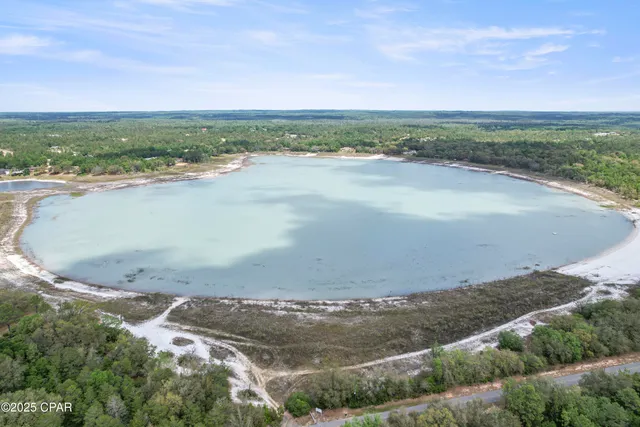 $256,990 | 3833 Airmont Drive, Chipley, FL 32428