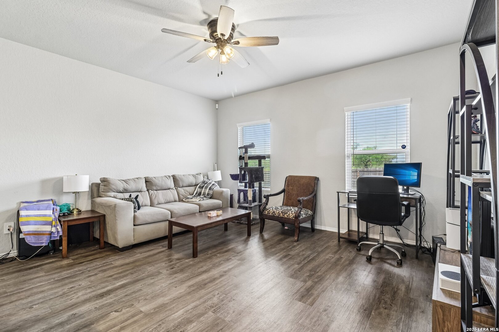 20045 Huckleberry Street Lytle, TX 78052 - Photo 10 of 39 a living room with furniture