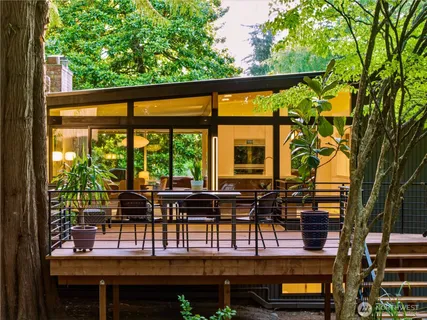 $1,349,000 | 17128 2nd Avenue Southwest, Normandy Park, WA 98166