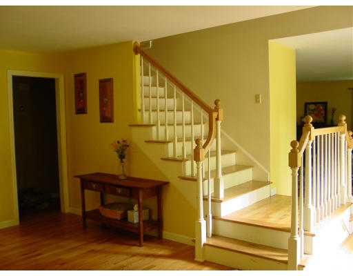 75 North Wales Road Holland, MA 01521 - Photo 8 of 10