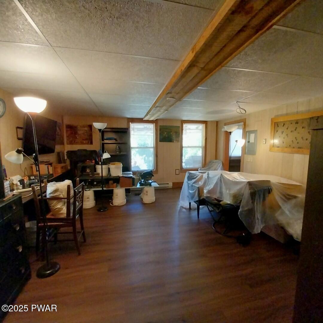 134 Markle Road Hawley, PA 18428 - Photo 28 of 86 3a Living room (Large)