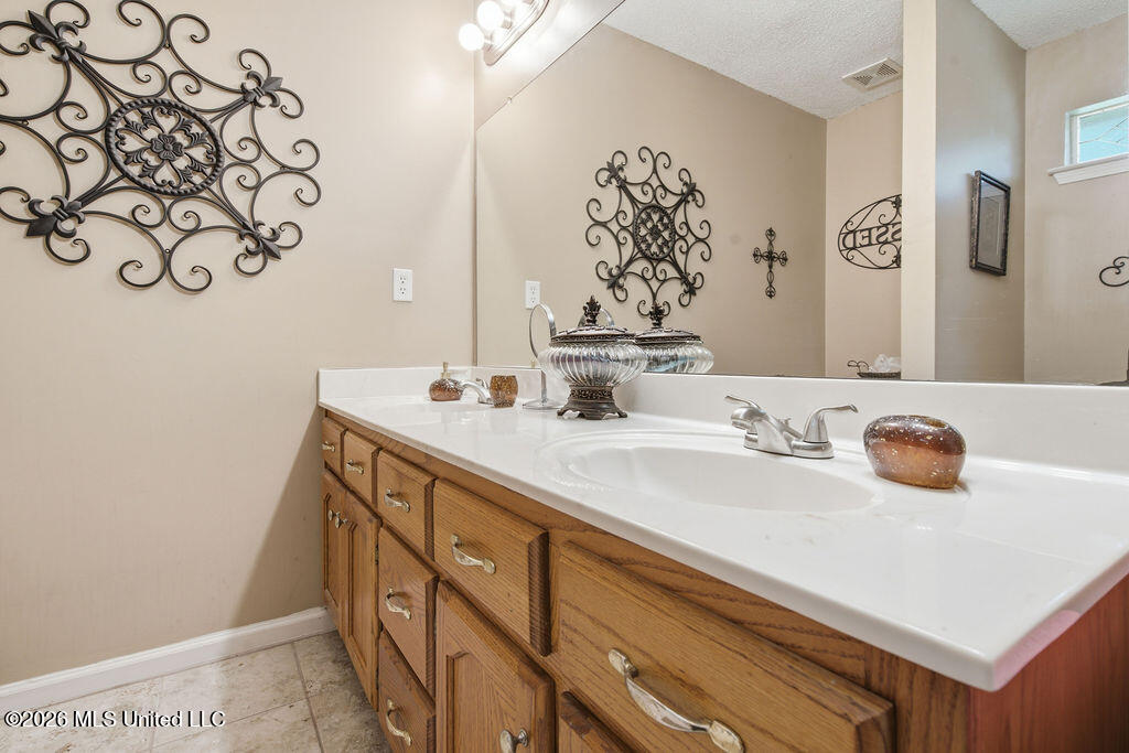 10739 Ridgefield Drive Olive Branch, MS 38654 - Photo 15 of 24 DSC09469