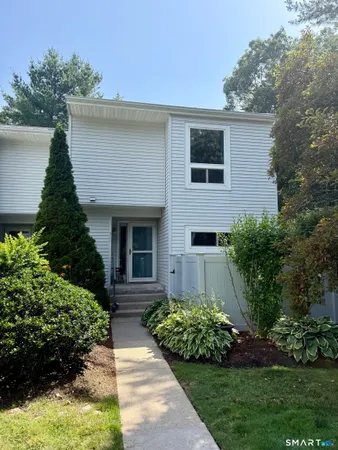 $3,000 | 562 Oak Avenue, Unit 562, Cheshire, CT 06410