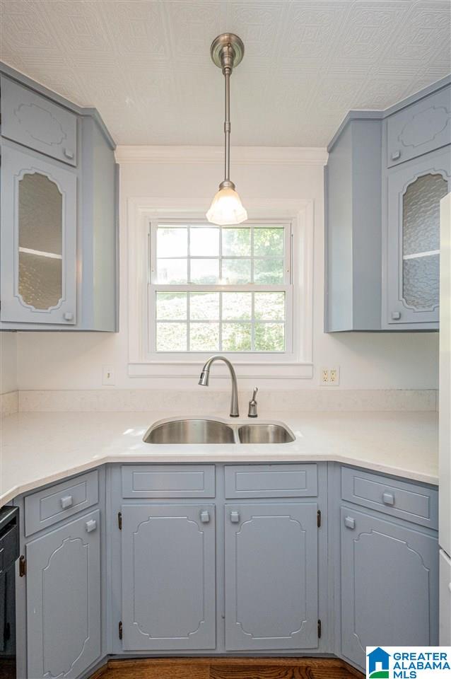 1409 Overlook Road Birmingham, AL 35209 - Photo 17 of 33