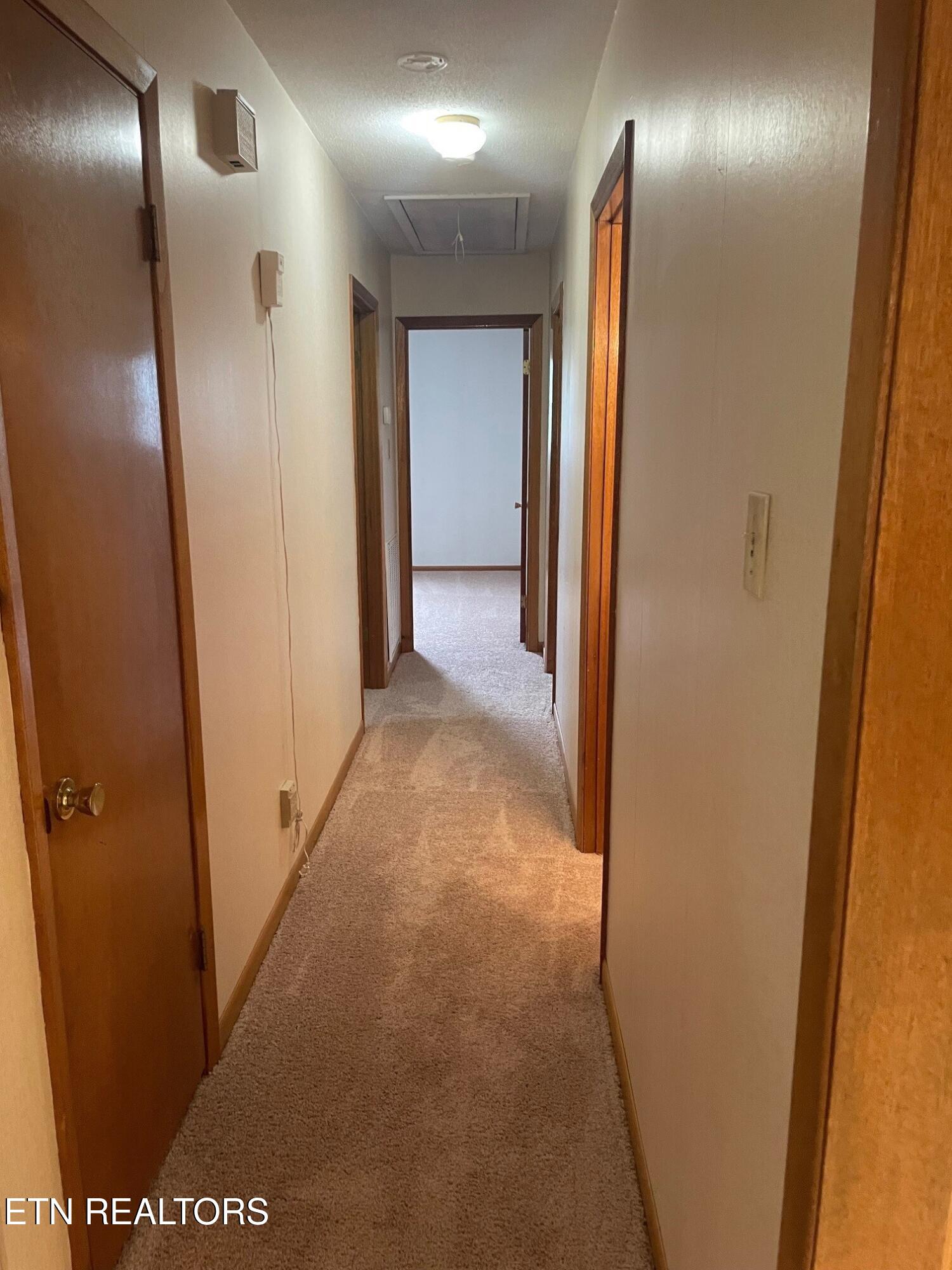 217 Newport Road, Unit 5 Knoxville, TN 37934 - Photo 10 of 18 217 Newport Rd Hall