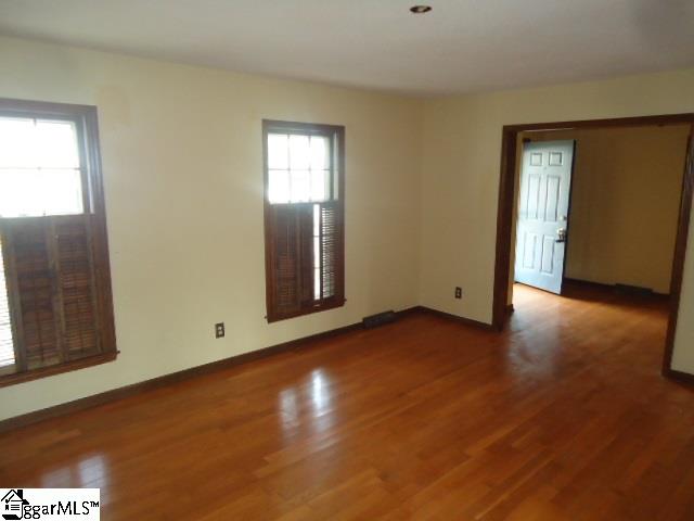505 Foxcroft Road Greenville, SC 29615 - Photo 3 of 21 Gallery Image 3