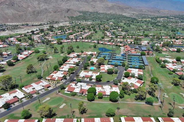 $525,000 | 2 Granada Drive, Rancho Mirage, CA 92270