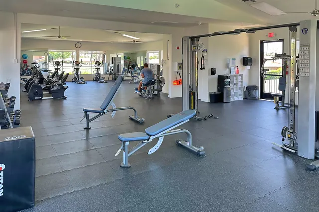 $525,000 | 2 Granada Drive, Rancho Mirage, CA 92270