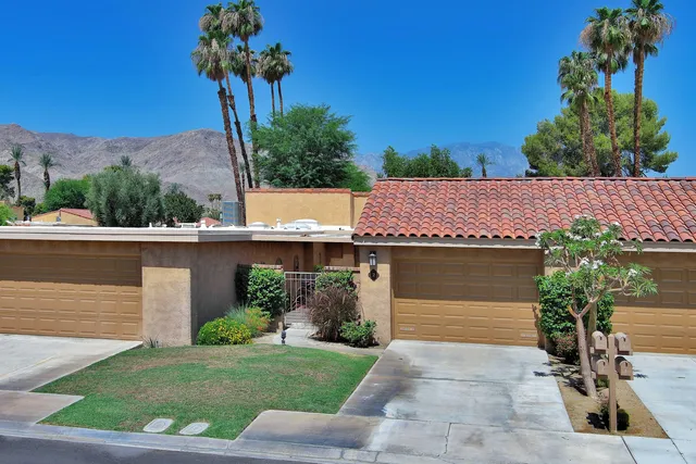 $525,000 | 2 Granada Drive, Rancho Mirage, CA 92270