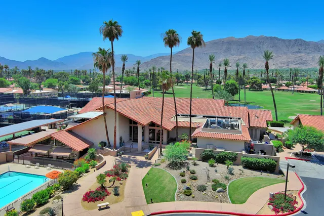 $525,000 | 2 Granada Drive, Rancho Mirage, CA 92270