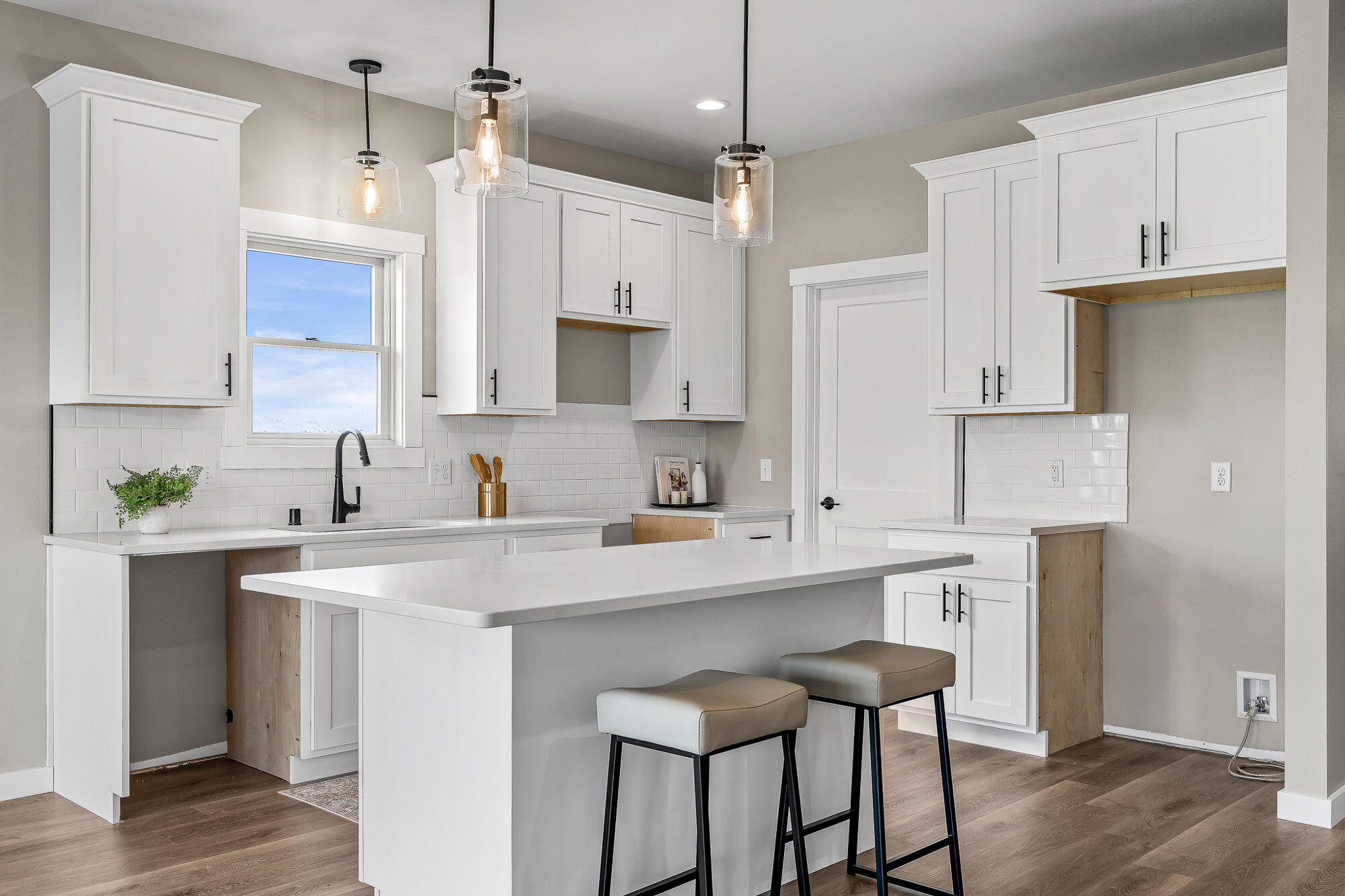 W4952 Battlestone Station Road, Unit 25 Shelby, WI 54601 - Photo 13 of 32 Kitchen