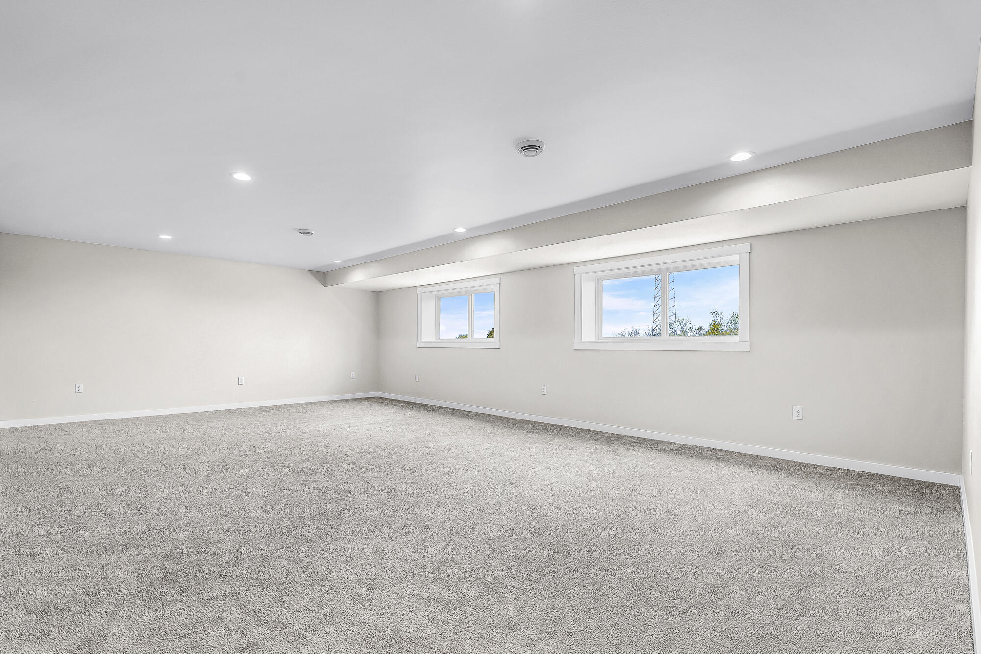 W4952 Battlestone Station Road, Unit 25 Shelby, WI 54601 - Photo 23 of 32 LL Family Room
