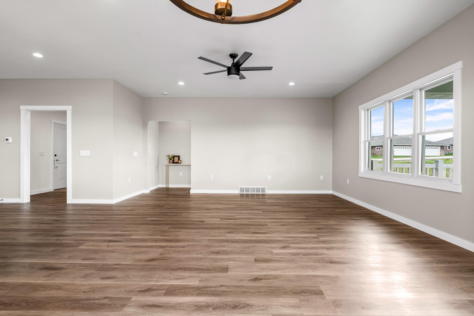 W4952 Battlestone Station Road, Unit 25 Shelby, WI 54601 - Photo 6 of 32 Living Room