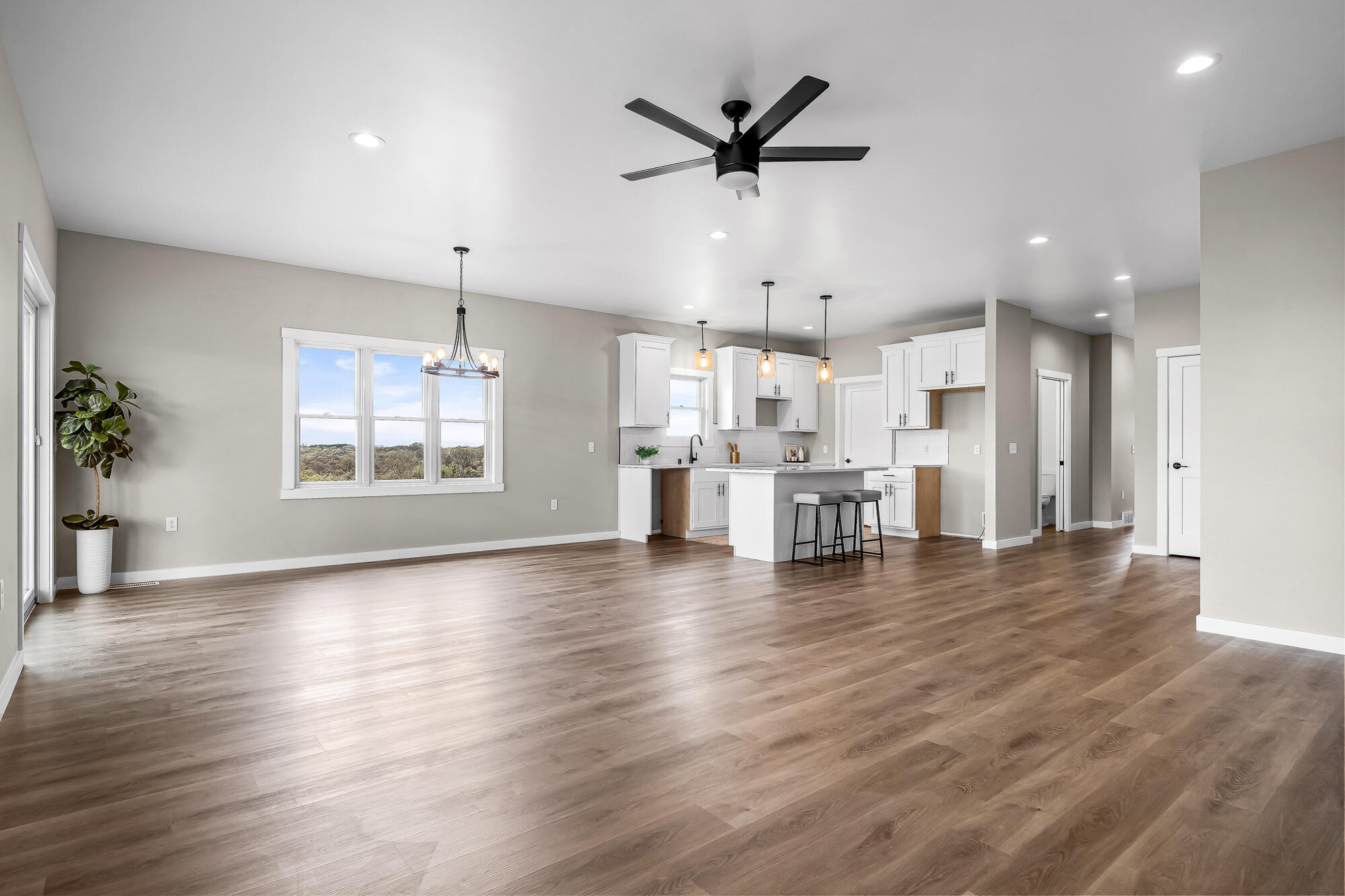 W4952 Battlestone Station Road, Unit 25 Shelby, WI 54601 - Photo 8 of 32 Living/Dining/Kitchen