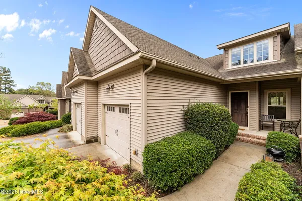 $329,000 | 41 Cypress Circle, Southern Pines, NC 28387