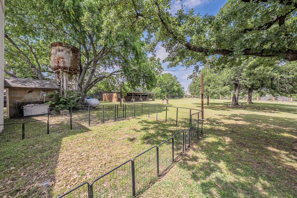 2313 Hickory Creek Road Denton, TX 76210 - Photo 31 of 39