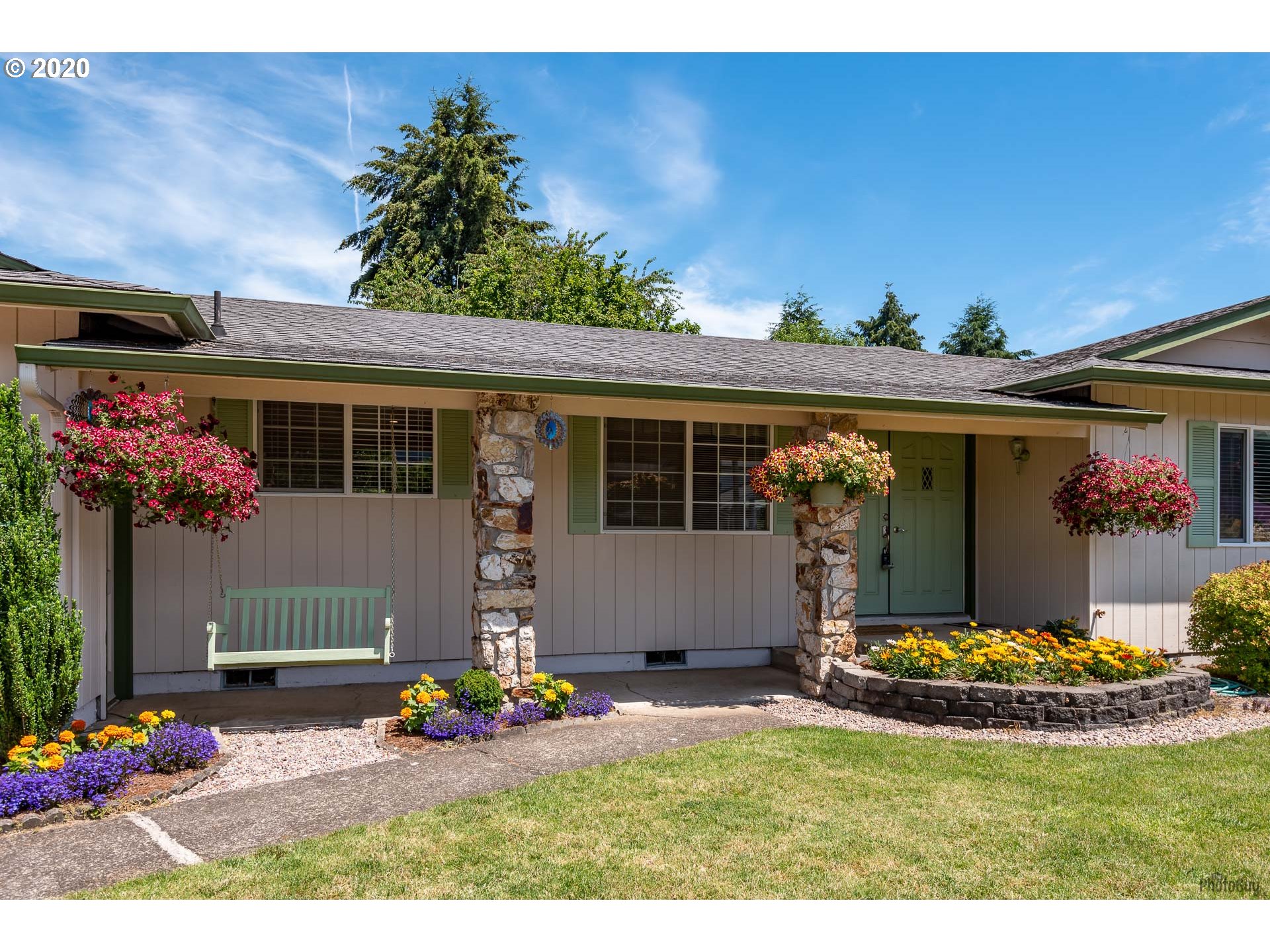 6672 E Street Springfield, OR 97478 - Photo 2 of 32
