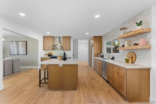 $1,249,000 | 958 Berkshire Court, Escondido, CA 92025