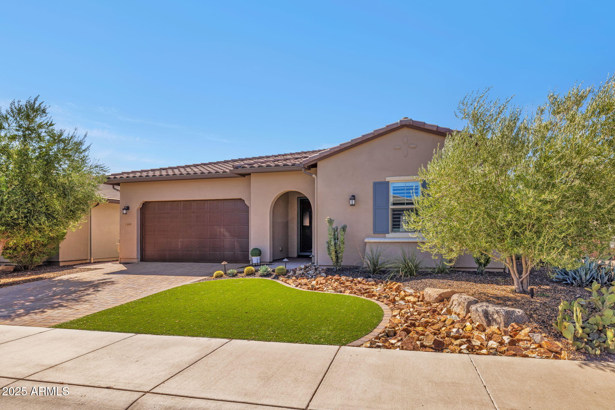 13189 West Caleb Road Peoria, AZ 85383 - Photo 2 of 70 73-web-or-mls-70-print-896A6931