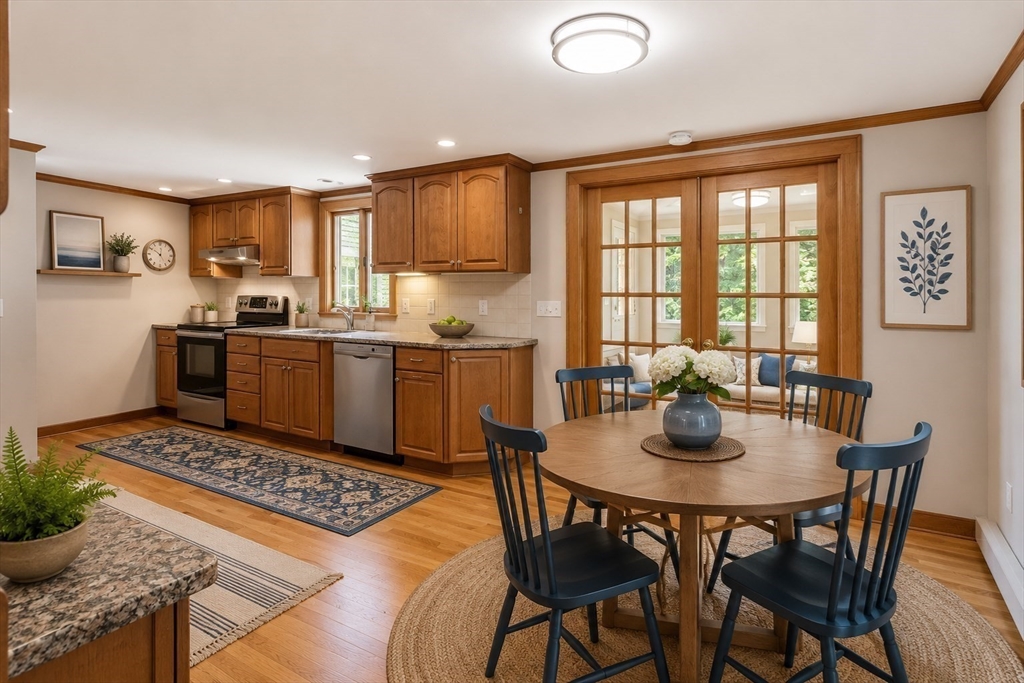 252 Great Road Maynard, MA 01754 - Photo 3 of 41