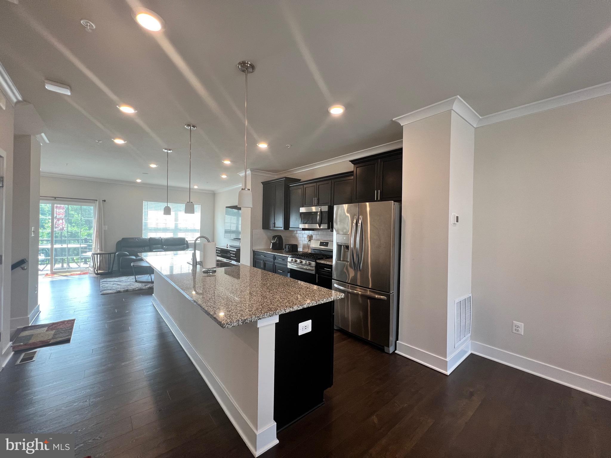 7927 Potter Place Elkridge, MD 21075 - Photo 10 of 32