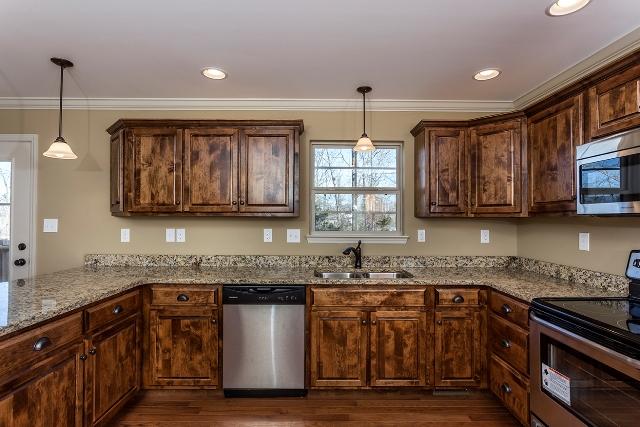 180 Stonebridge Lane Cleveland, TN 37323 - Photo 9 of 31 7