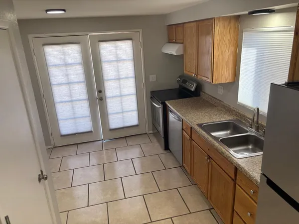 $1,375 | 168 South 54th Street, Unit B, Mesa, AZ 85206