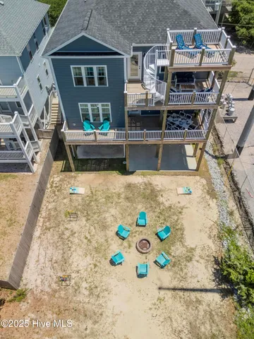 $1,150,000 | 525 Sidbury Avenue, Topsail Beach, NC 28445