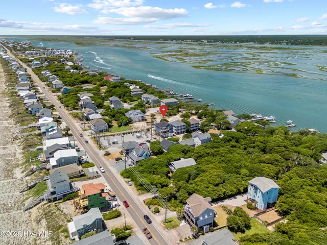 $1,150,000 | 525 Sidbury Avenue, Topsail Beach, NC 28445