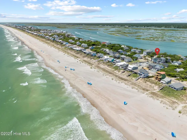 $1,150,000 | 525 Sidbury Avenue, Topsail Beach, NC 28445