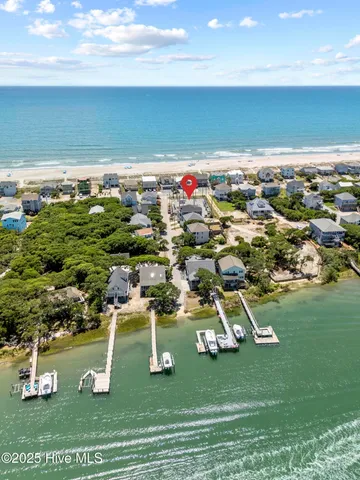 $1,150,000 | 525 Sidbury Avenue, Topsail Beach, NC 28445
