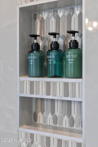 $1,150,000 | 525 Sidbury Avenue, Topsail Beach, NC 28445