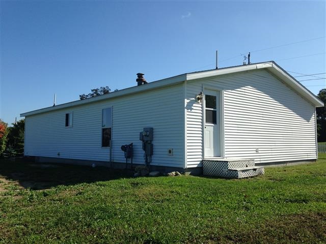 6038 Boone Road Traverse City, MI 49685 - Photo 8 of 29 1807389-9.JPG