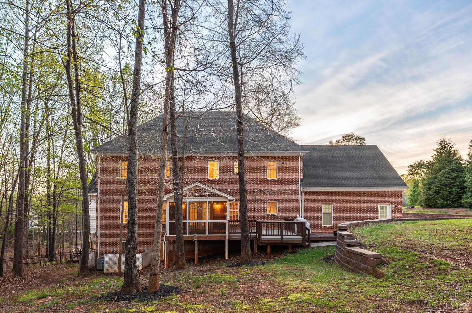 1089 Howards Scenic Trail Forest, VA 24551 - Photo 81 of 96 front view of a house with a yard