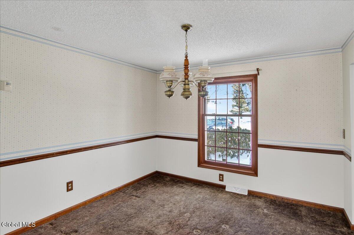 42 Vosburgh Road Halfmoon, NY 12118 - Photo 11 of 58 31-42 VOSBURGH-7