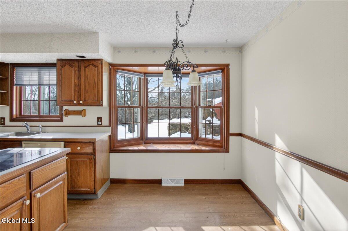 42 Vosburgh Road Halfmoon, NY 12118 - Photo 19 of 58 04-42 VOSBURGH-12