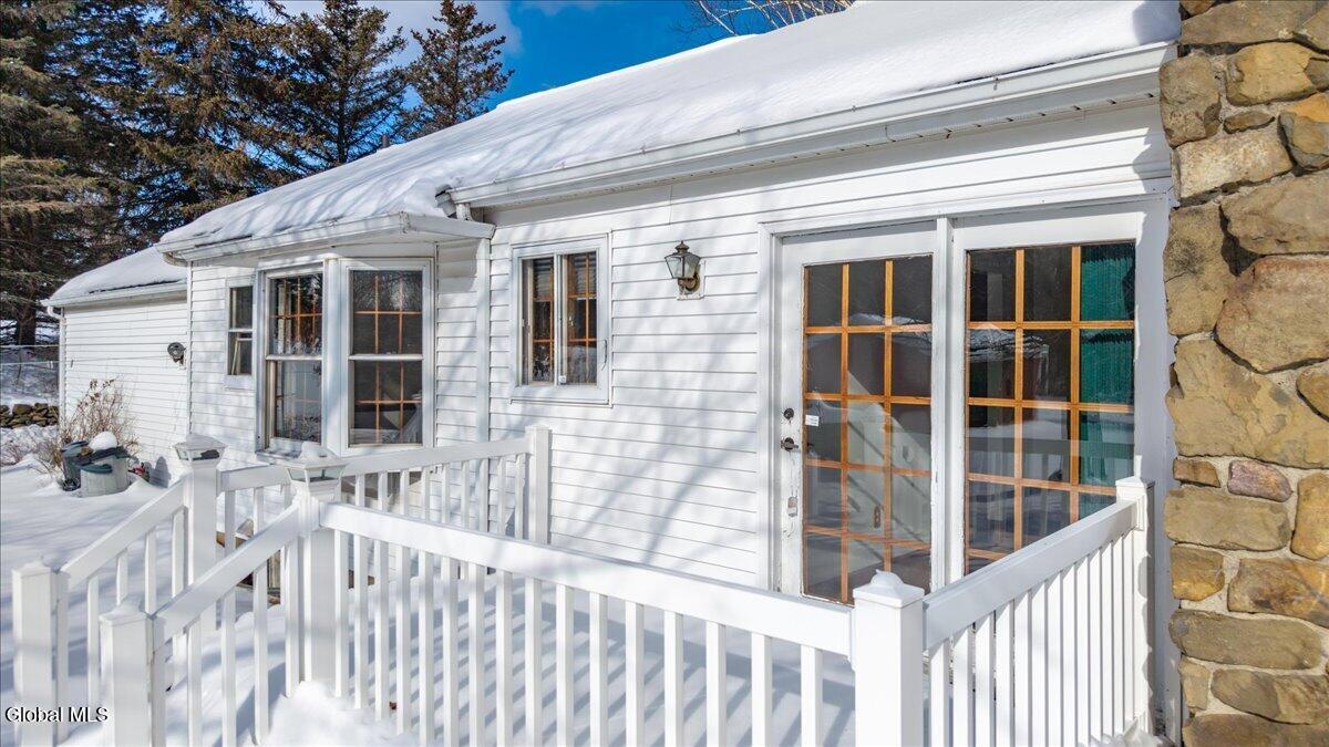 42 Vosburgh Road Halfmoon, NY 12118 - Photo 25 of 58 49-42 Vosburgh Rd-16