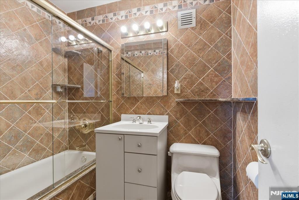 2 Horizon Road, Unit 1214 Fort Lee, NJ 07024 - Photo 16 of 28