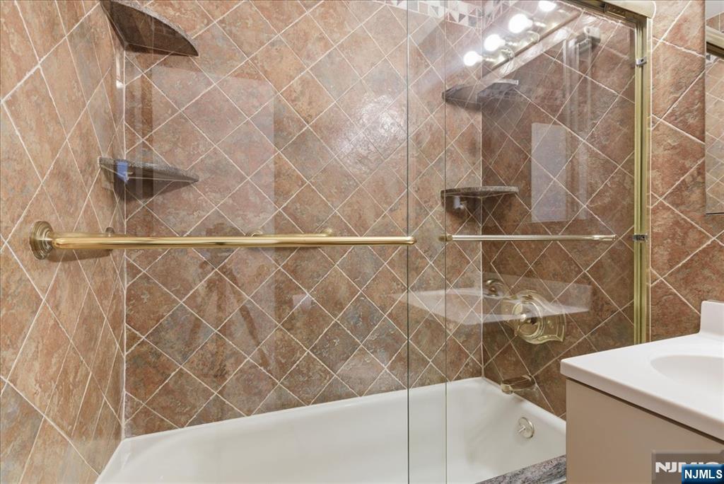 2 Horizon Road, Unit 1214 Fort Lee, NJ 07024 - Photo 17 of 28