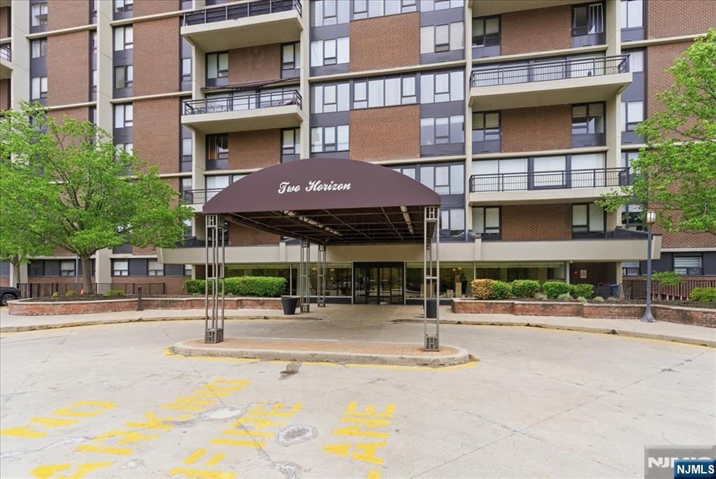 2 Horizon Road, Unit 1214 Fort Lee, NJ 07024 - Photo 19 of 28